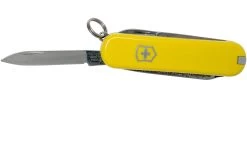 Victorinox Classic SD Amarillo 0.6223.8 Navaja Suiza -Tienda De Cuchillos VT0 6223 8 03 victorinox
